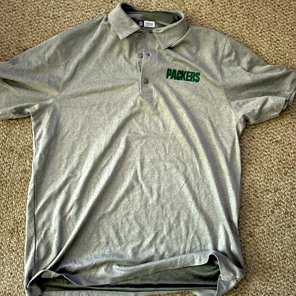 Green Bay packers shirt large